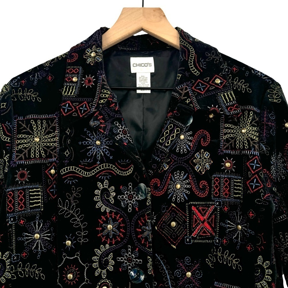 Chico's Statement Jacket Black Velour Colorful Embroidery Studded Boxy | 1 8/10 - Picture 4 of 11